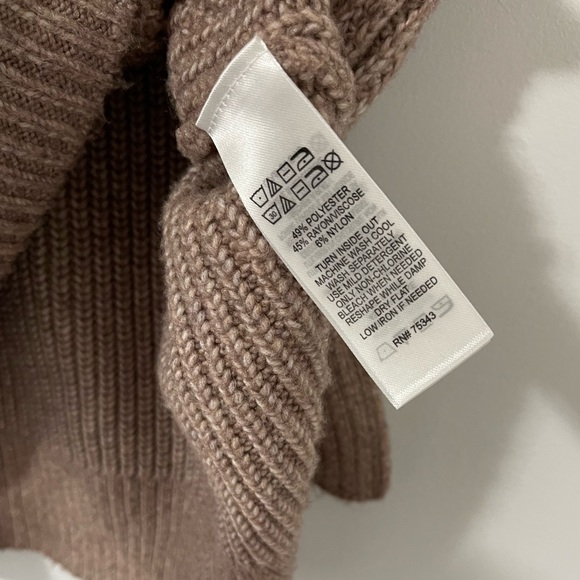 Artelier | Nicole Miller Knit V-neck Sweater Vest Deep Tan Taupe Womens Large - Picture 5 of 7